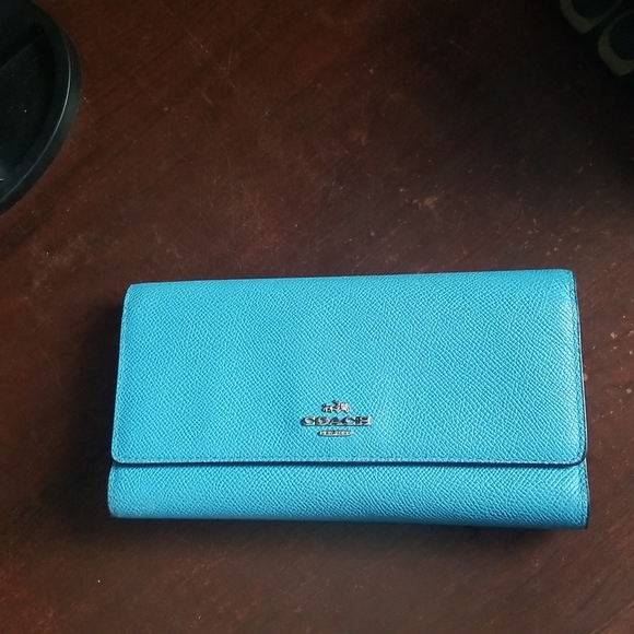 Coach Wallet - Picture 1 of 7